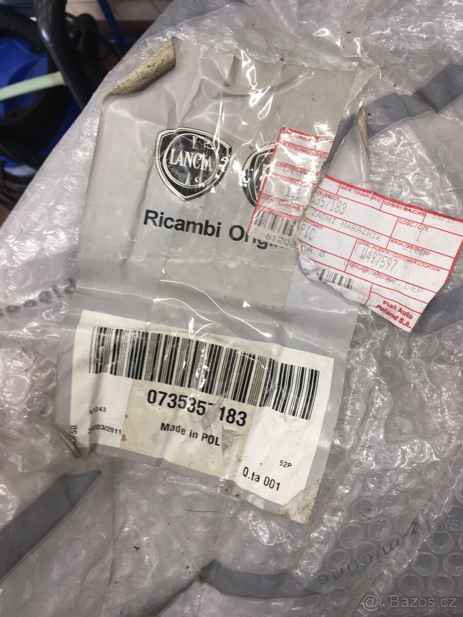 Prodám zadní nárazník Panda 169