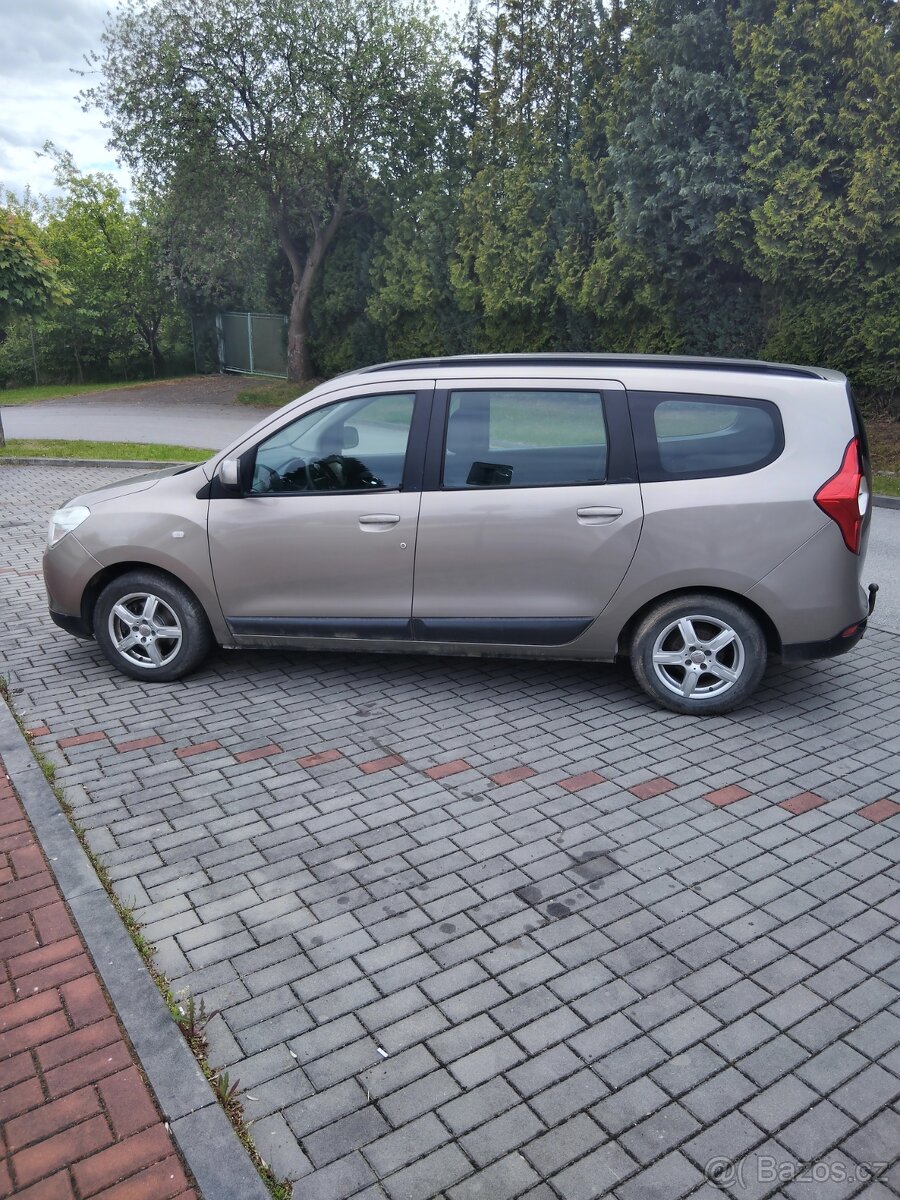 Dacia Lodgy 1,6 i Rv 2013 STK do 11/26
