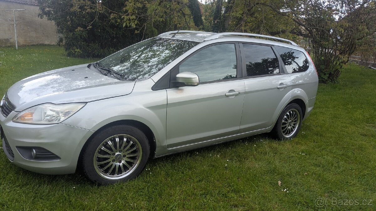 Ford Focus kombi 1,6 benzín 74kw