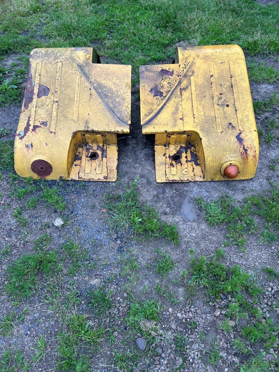 Praga V3S blatníky