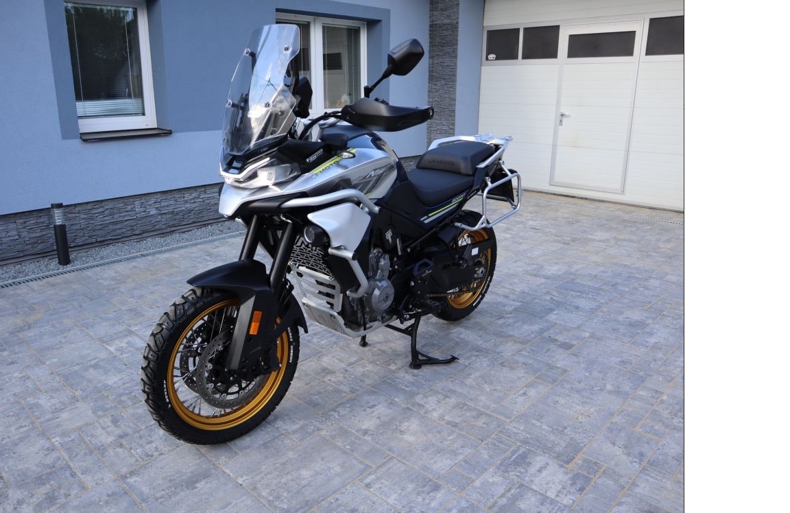 cfmoto 800MT - záruka - laděný výfuk - Explore