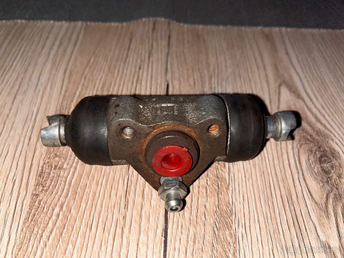 Brzdový váleček Škoda 120, favorit, forman