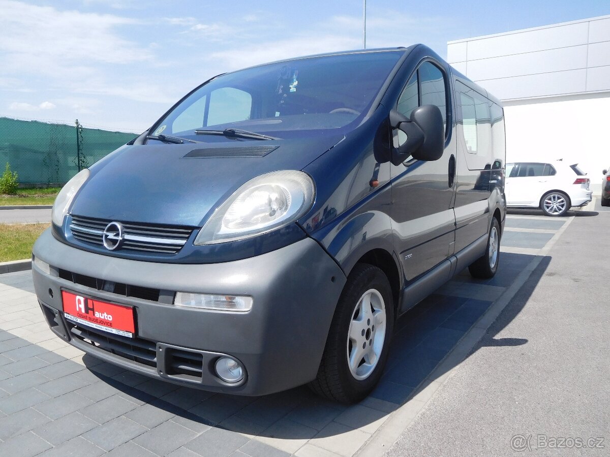 Opel Vivaro 2700 2,5 TDi, 99 kW, Klima, 9. Míst