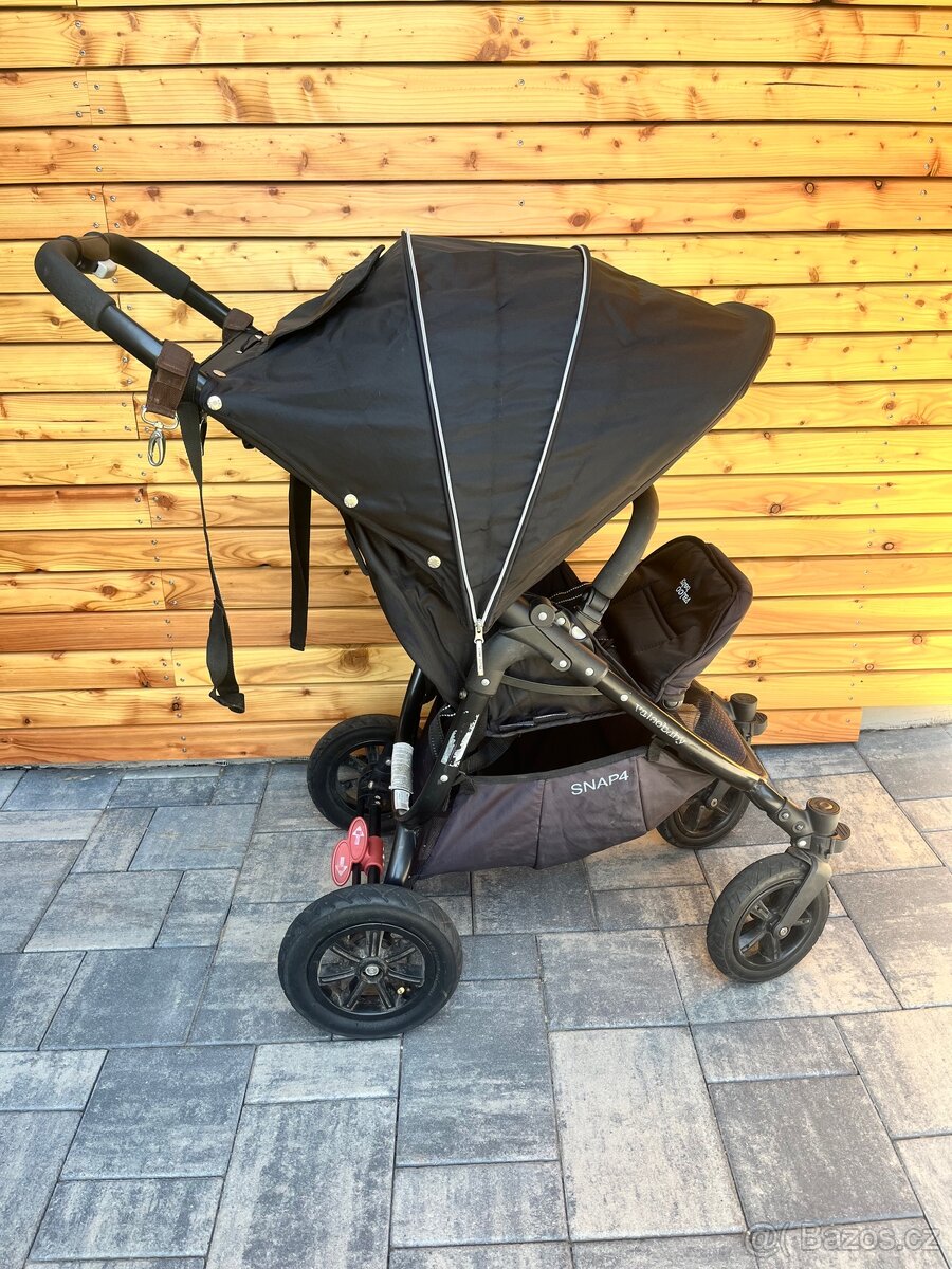 Kočarek VALCO BABY Snap 4