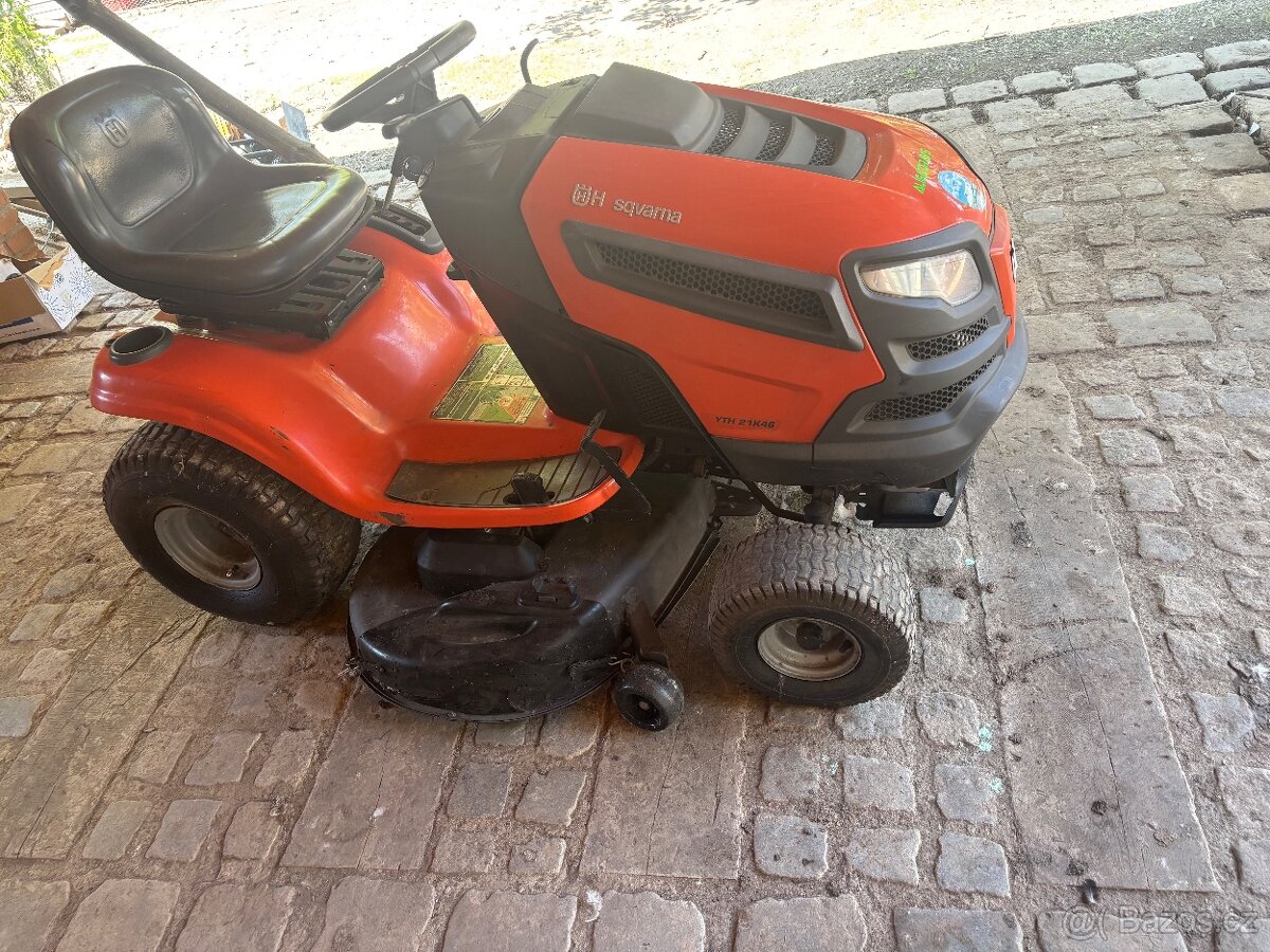 Zahradní traktor Husqvarna