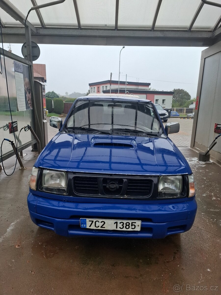 Nissan Navara 2,5td
