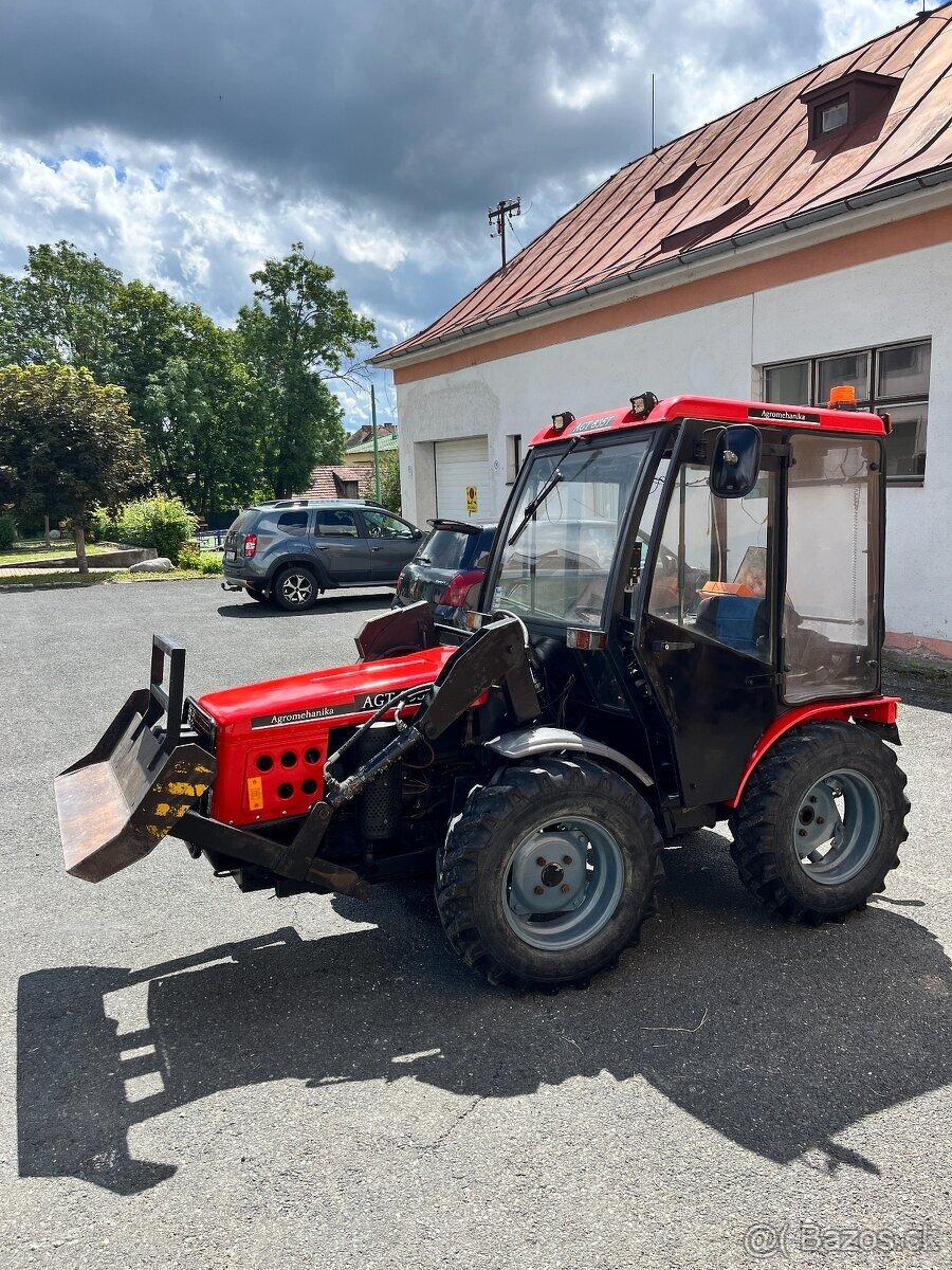 AGT 835T - bohatá výbava