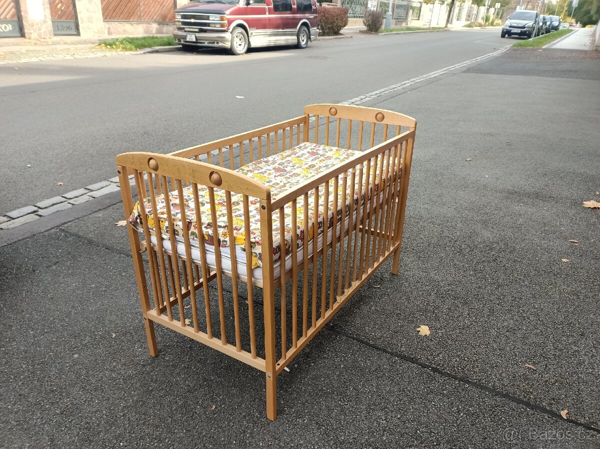 Prodám dětskou postel