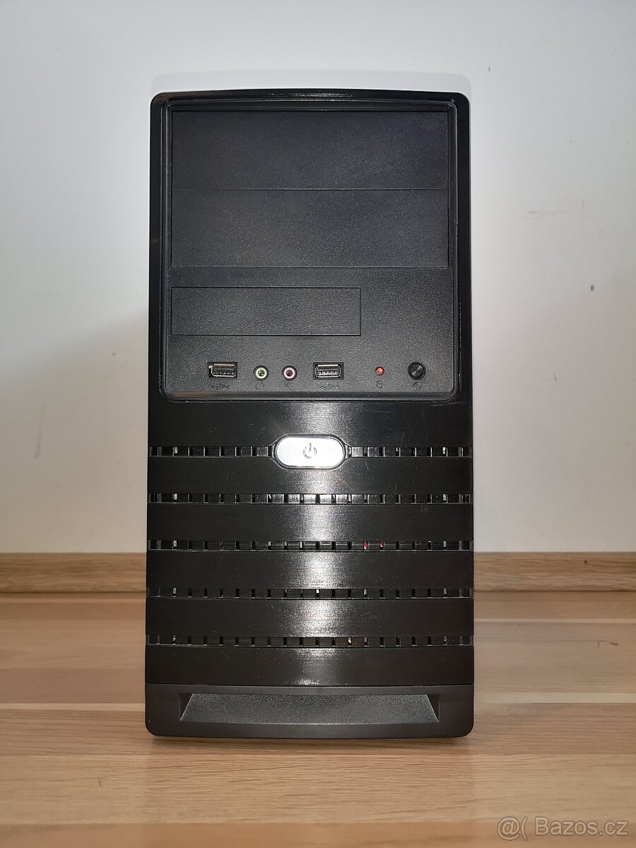 Čtyřjádrový počítač, 2 GB grafika