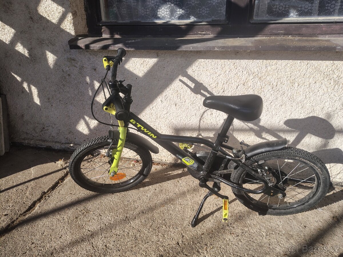 Dětské černé kolo