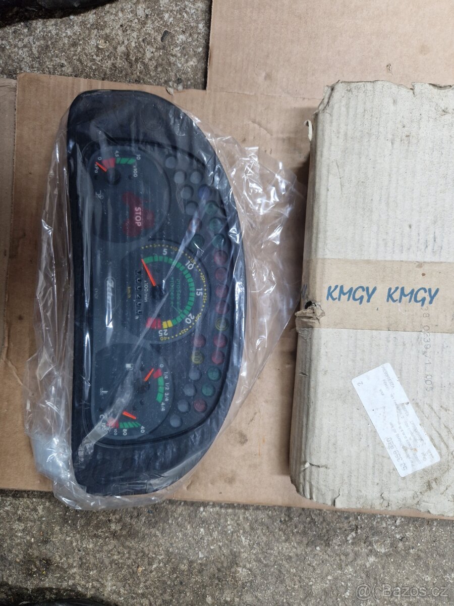 Přístrojová deska zetor