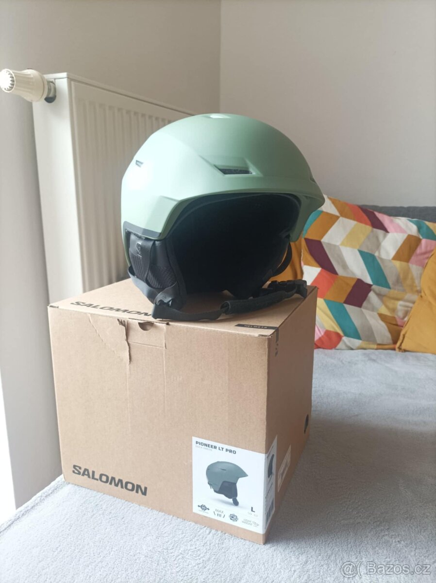 Lyžařská helma Salomon Pioneer LT PRO