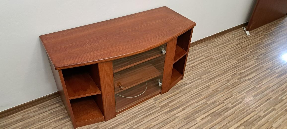 Skříňka pod TV