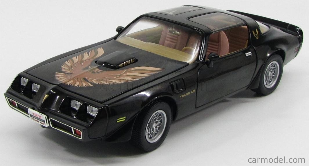 Pontiac Firebird 1:18