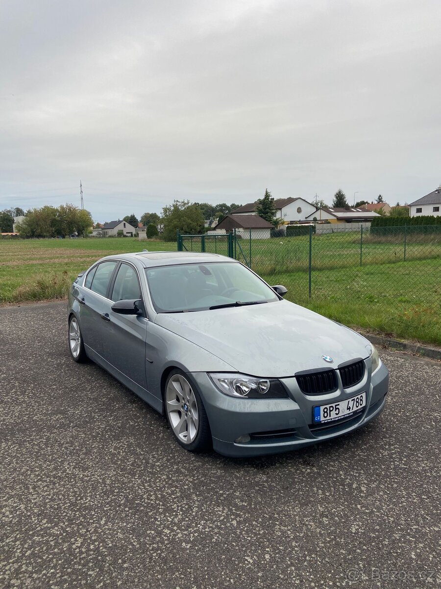 Bmw e90 330i