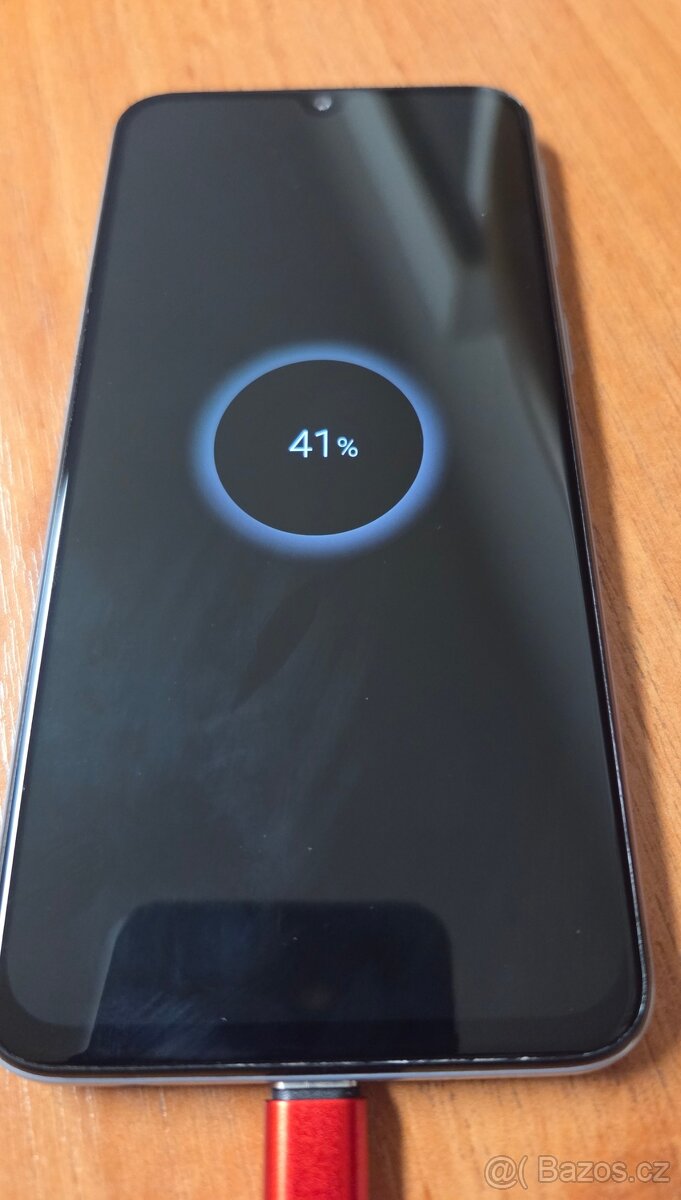 Prodám mobil Samsung Galaxy A40