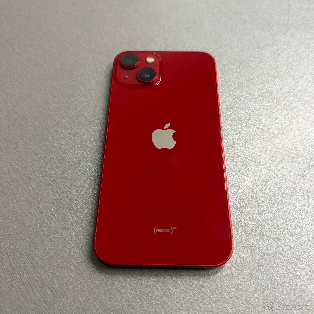 iPhone 13 256GB červený, pěkný stav, 12 měsíců záruka