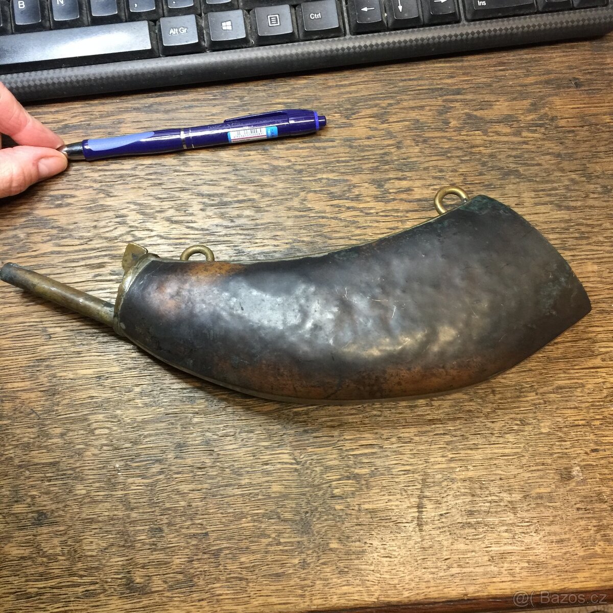 stará prachovnice mosaz měď - zásobník na střelný prach