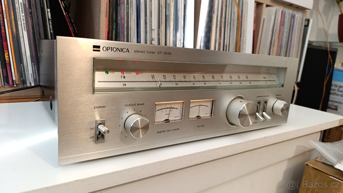SHARP Optonica ST-3636 Stereo Tuner/Vintage (1978)