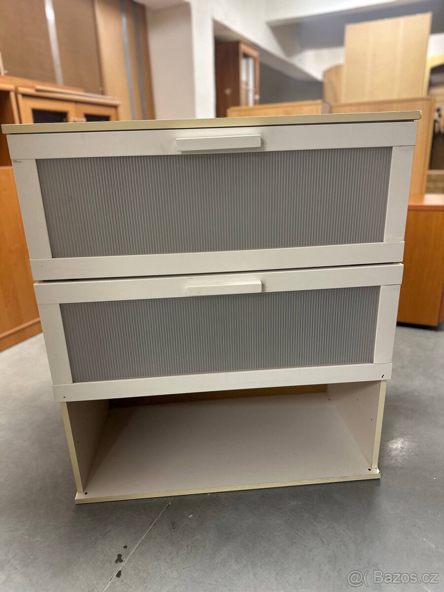 Komoda se 2 zásuvkami
