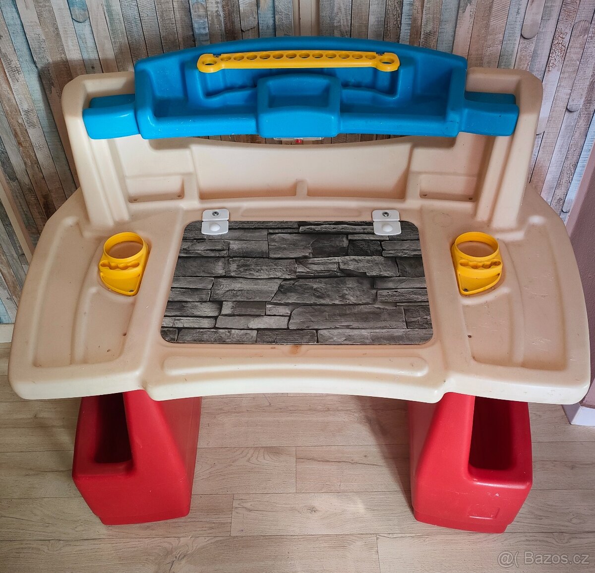 Výtvarný stolek Step2 Art Master