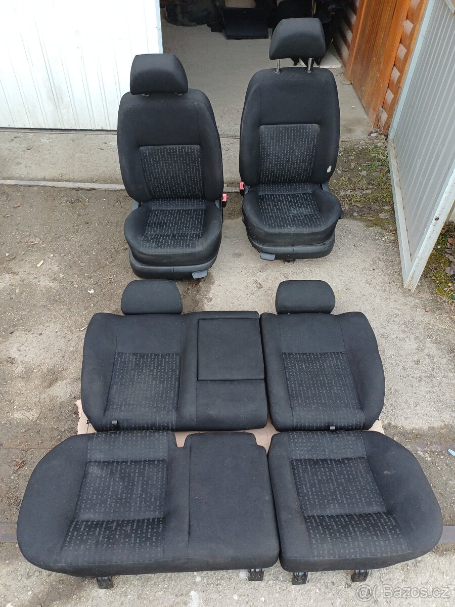 Sedadla Volkswagen Golf 4 / Bora kombi