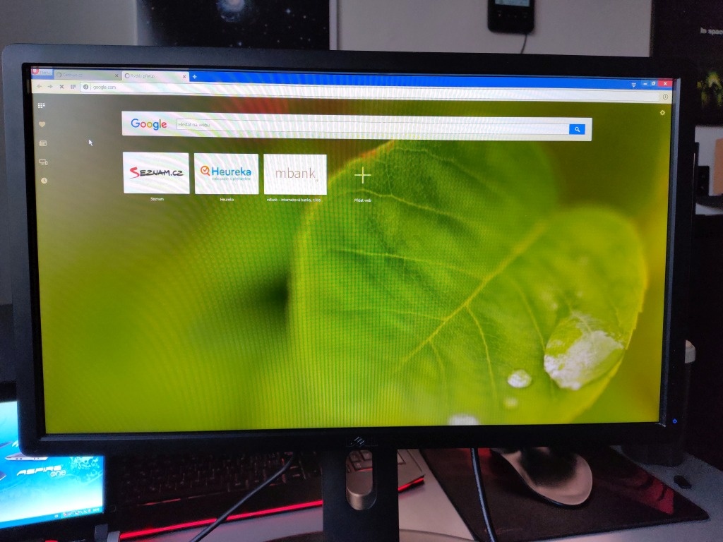 Monitor na filmy i hry Dell P2412H