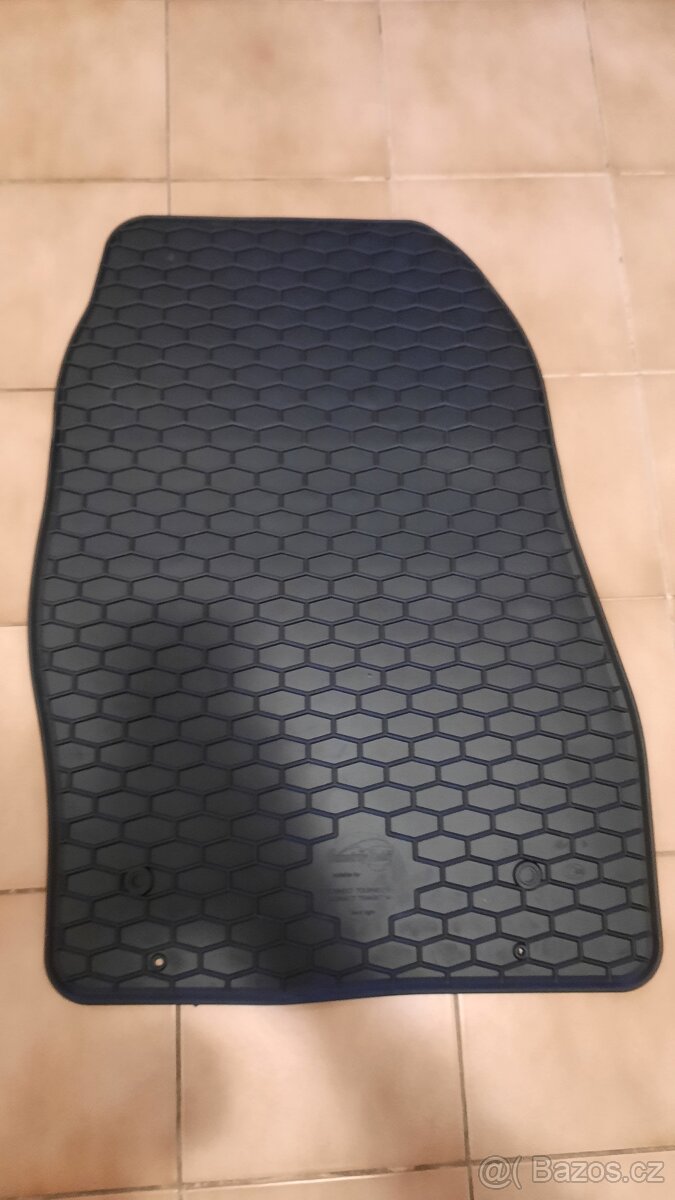 Autokoberec Ford