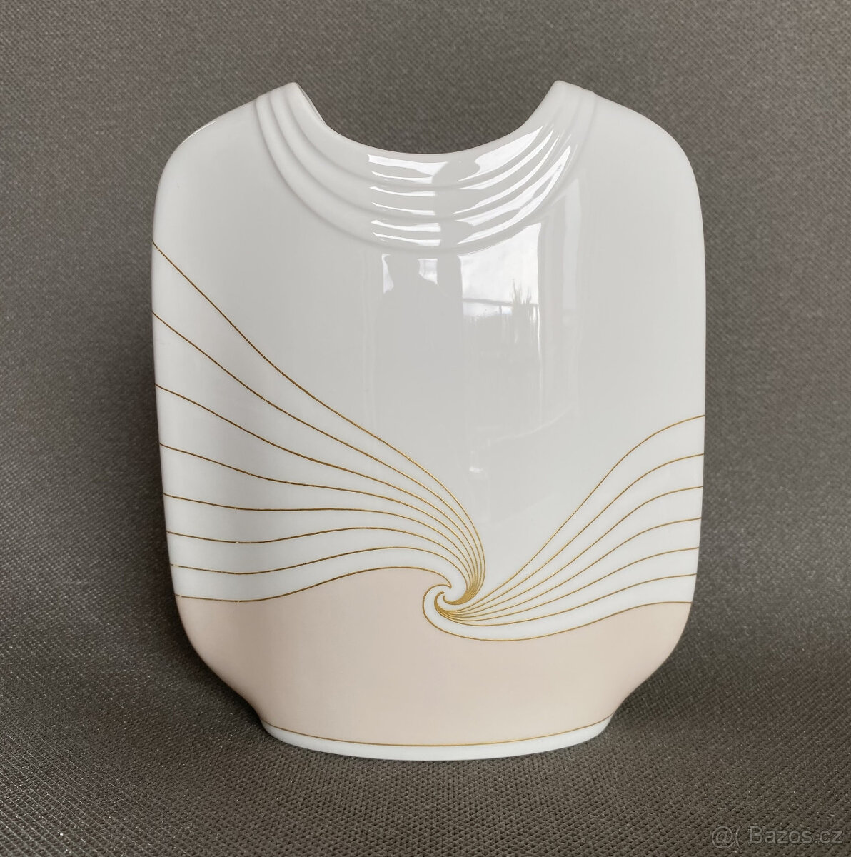 Porcelánová váza Ilona 19 cm, K. Nossek, AK Kaiser