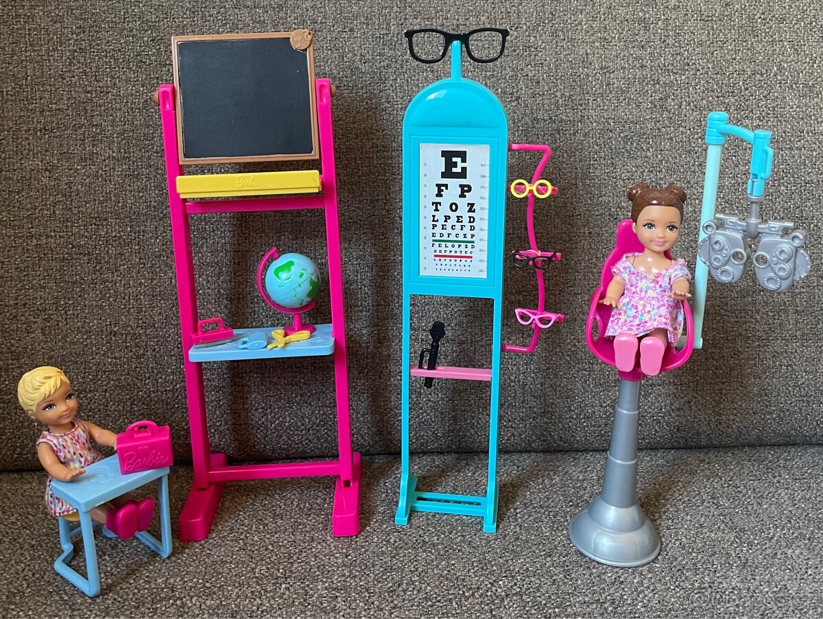 Barbie optička a učitelka(od Mattel)