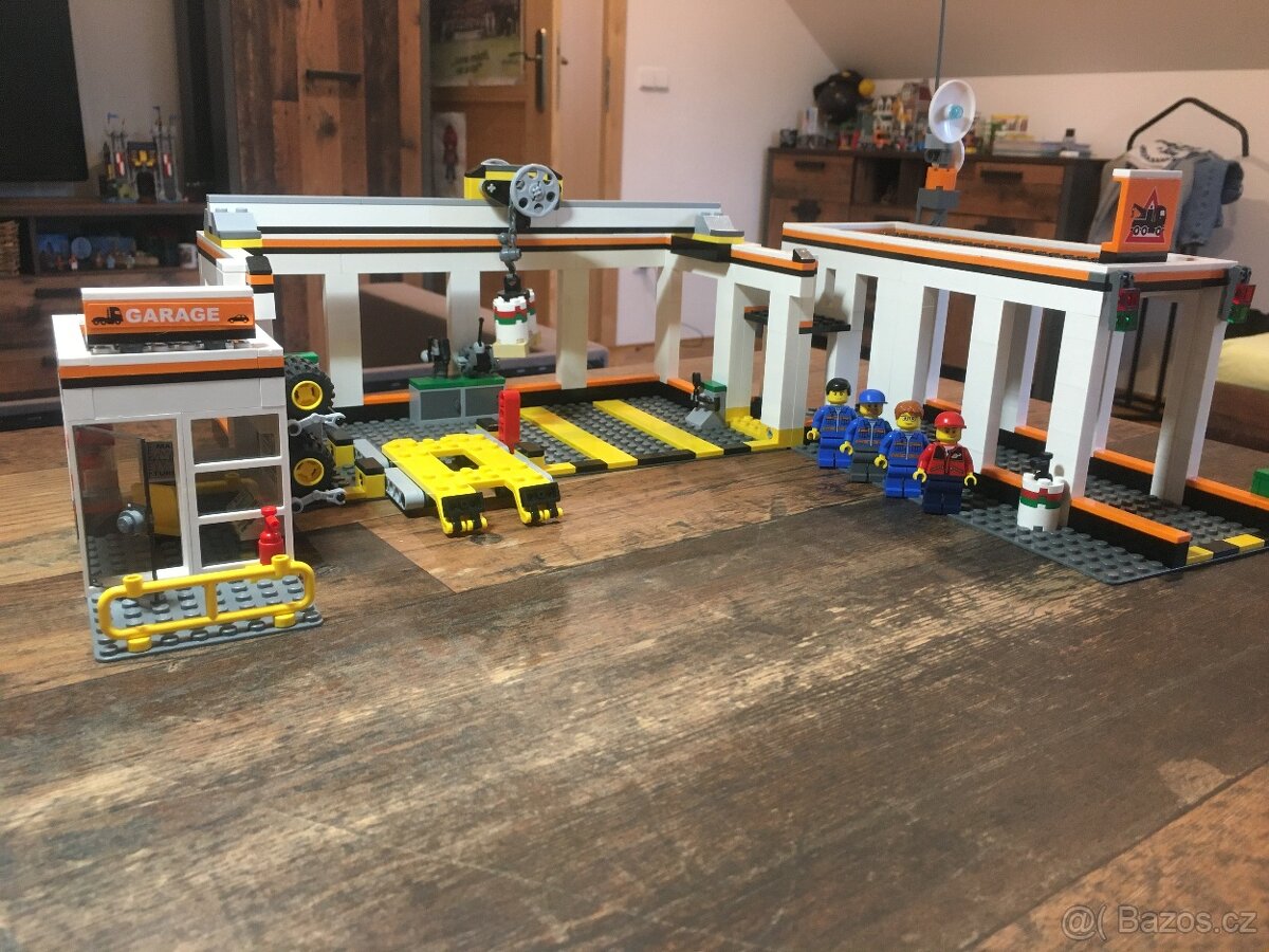 Lego City 7642 Garage