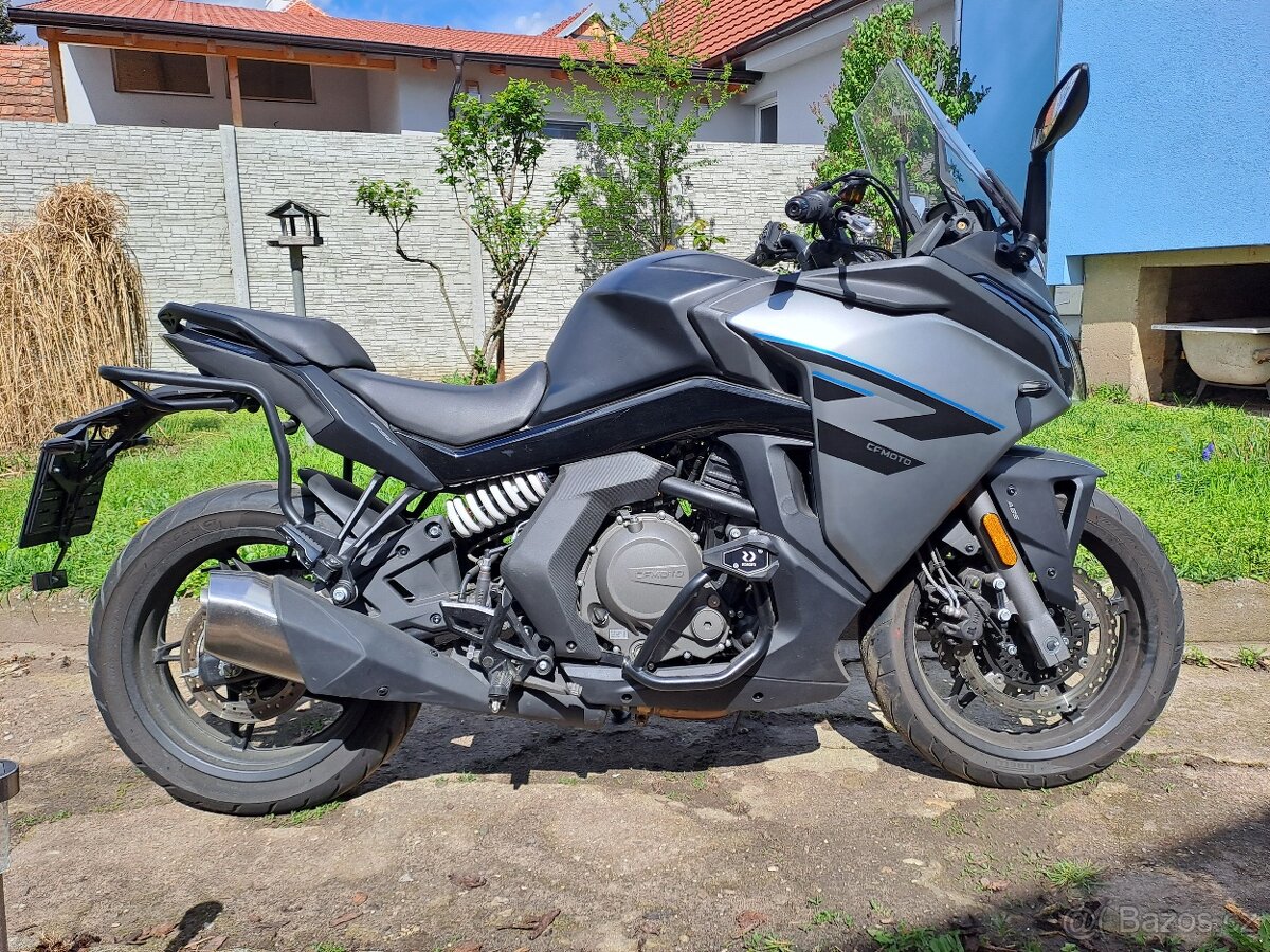 CF MOTO 650 GT