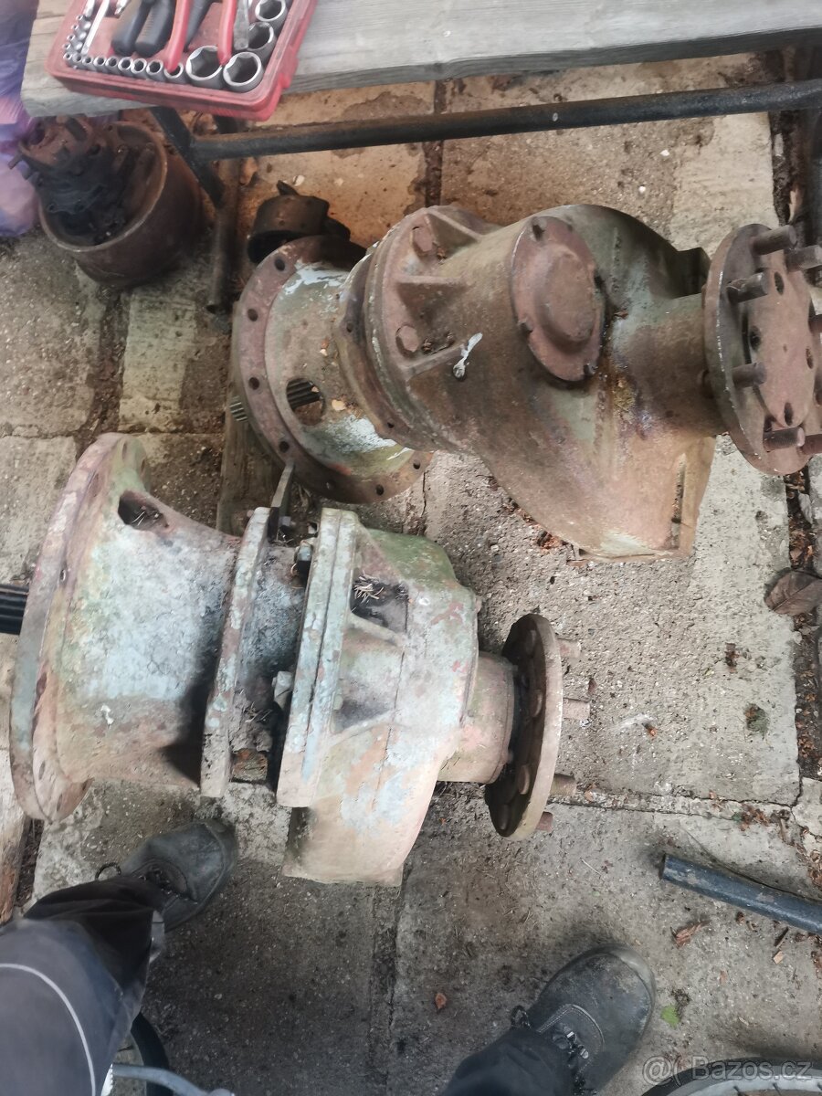 portály zetor 4011
