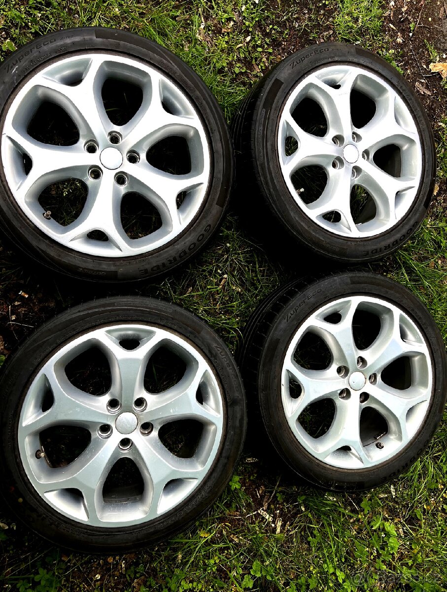 Letni kola Ford sMax kuga 235/45 R18, 5x108, ET55