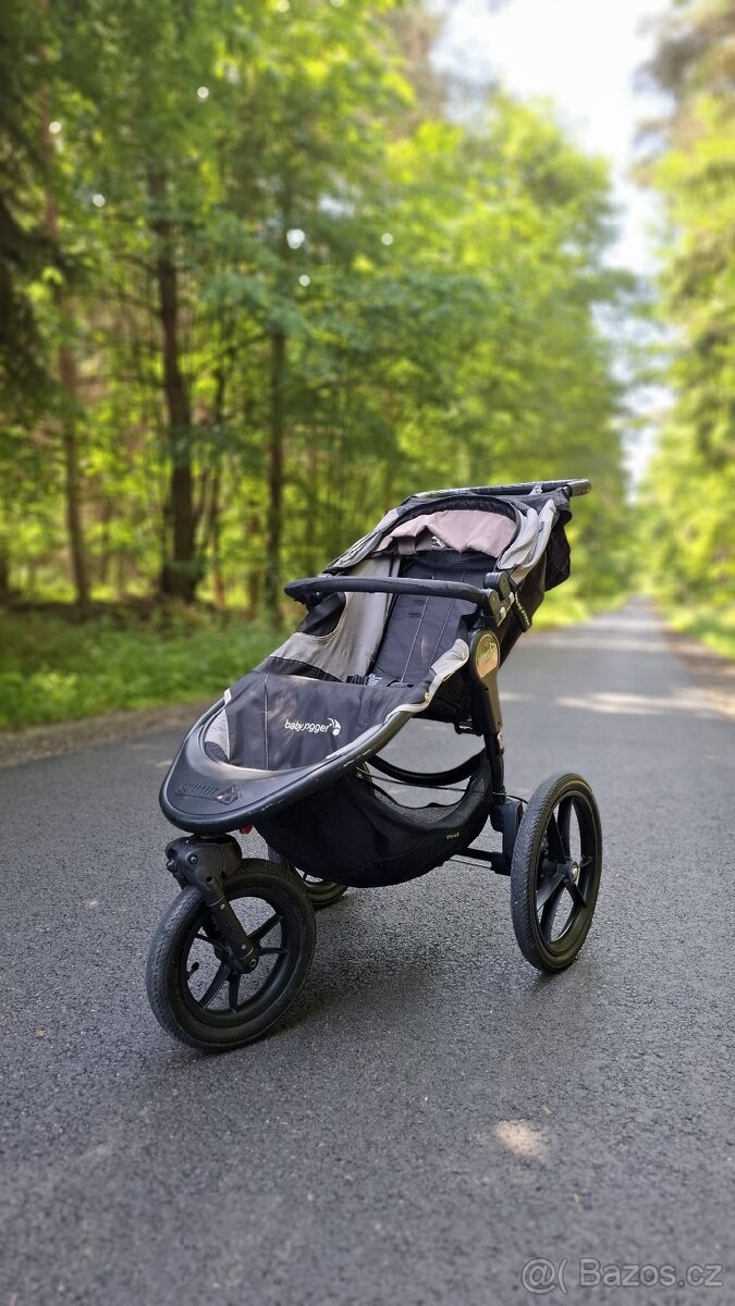 Dětský kočárek Baby Jogger Summit X3