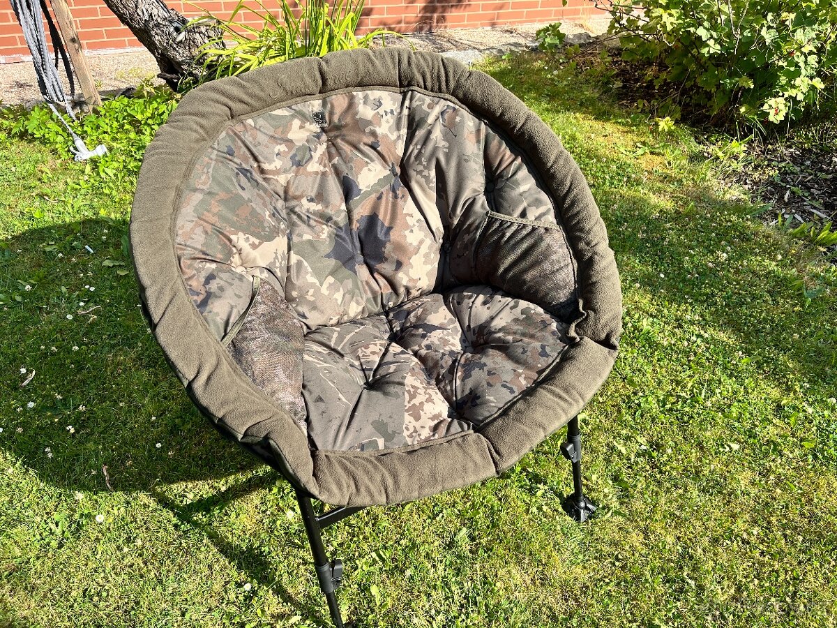 NASH - Indulgence Moon Chair Deluxe