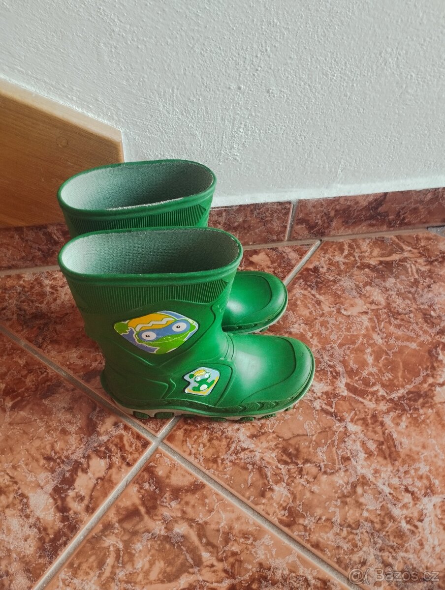 Gumáky 28/29