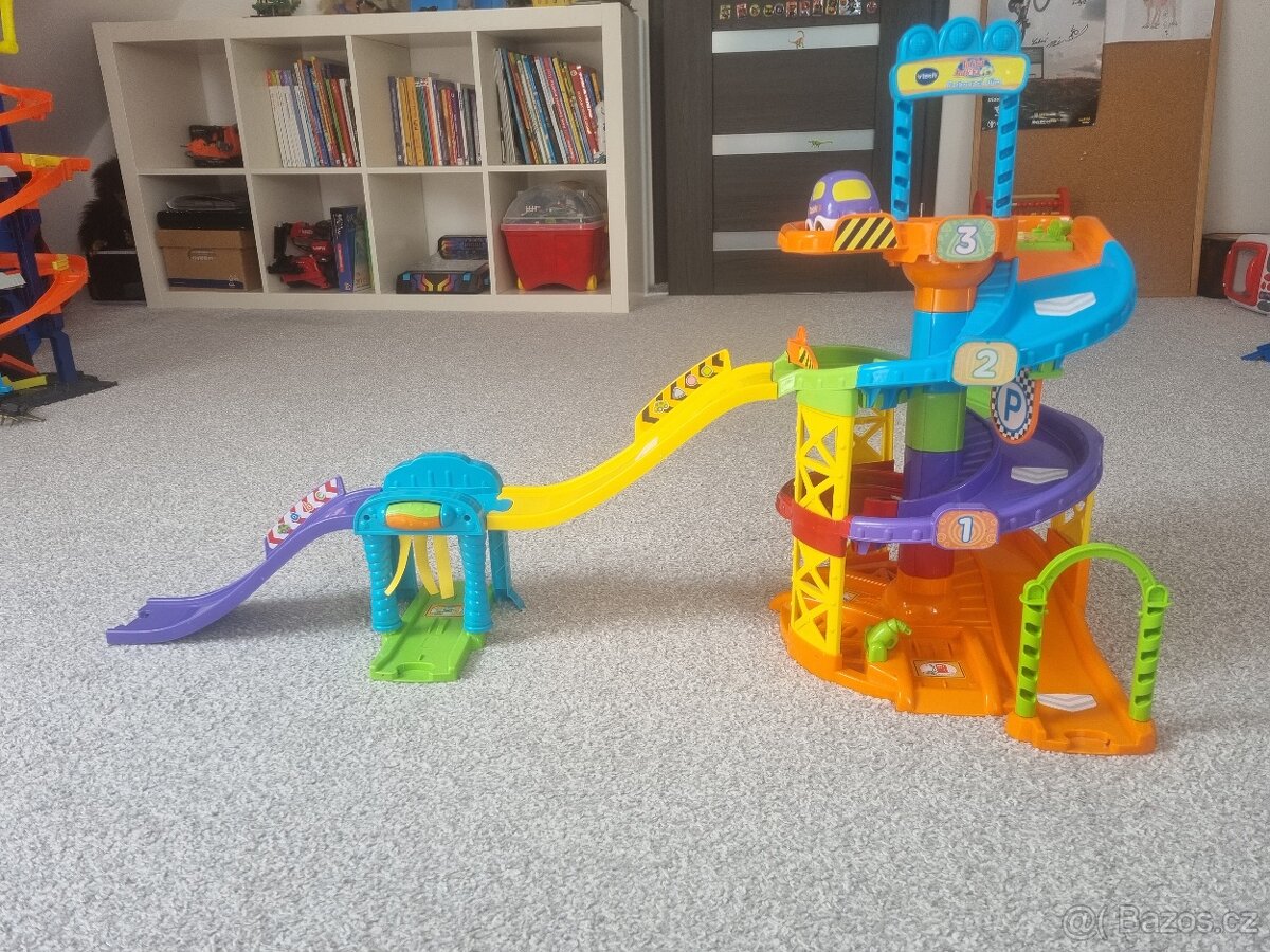 Parkovací dům Vtech