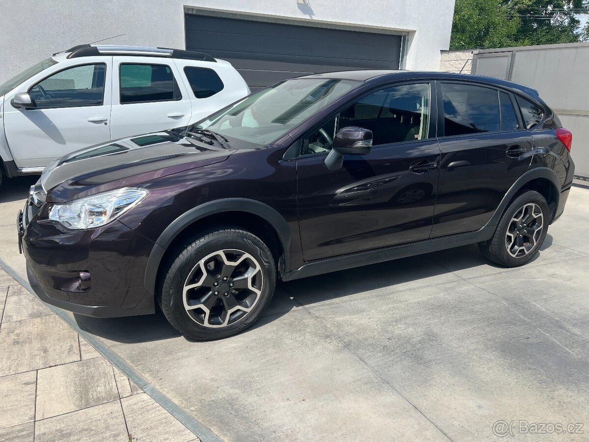 Subaru XV 1.6i 84kw Benzín 4x4 1.MAJITEL,TAŽNÉ,PO SERVISE