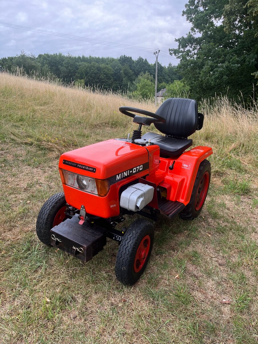 Malotraktor MT8 070 mini