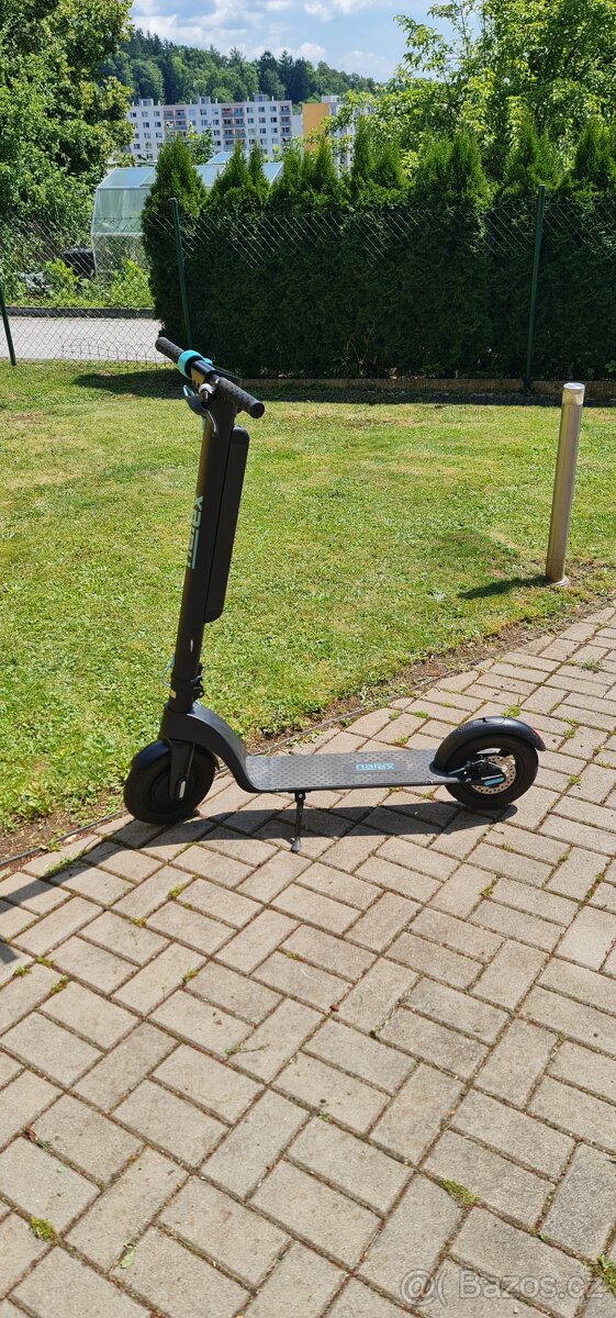 Elektrická koloběžka Narex ESN400 Long run
