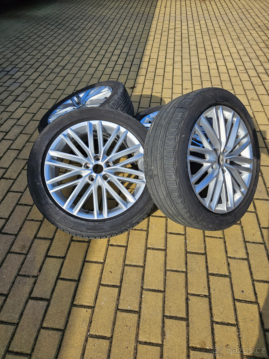 Seat 18" Alu disky original