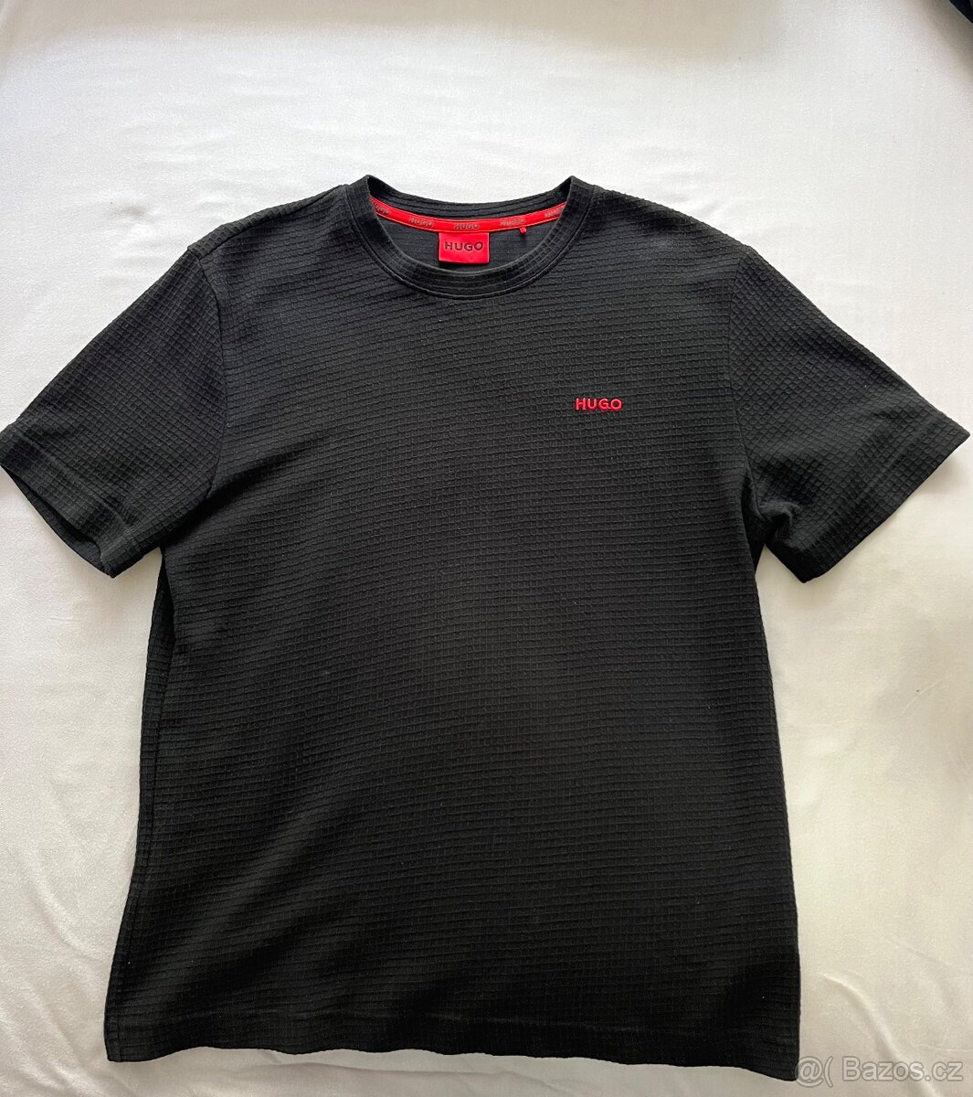 Hugo Boss tričko M