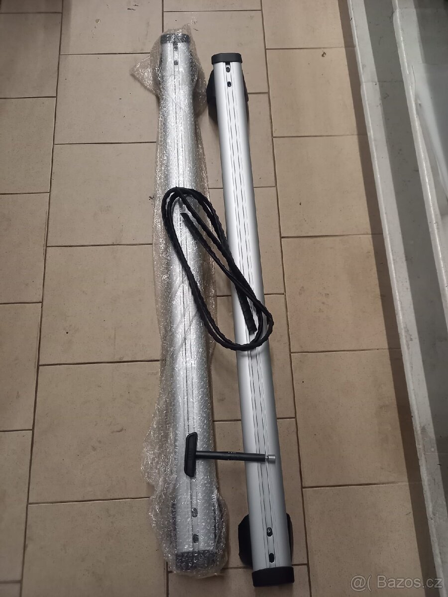 Střešní nosič Audi Q8