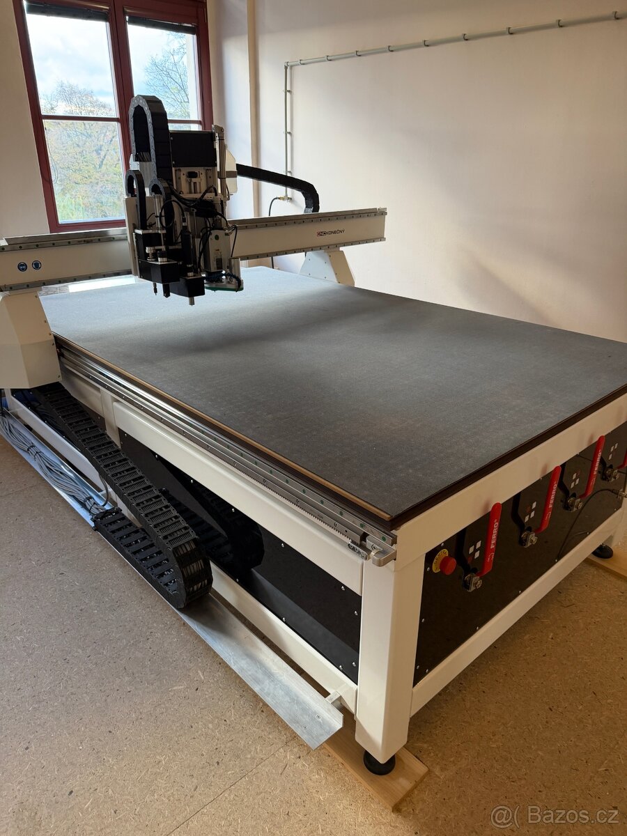 CNC Router RM MX 180230 Spěchá