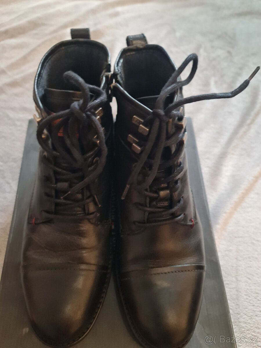 Panske  luxusní kožené boty Tommy Hilfiger