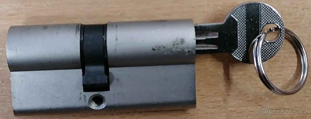 Kvalitní SUPER BEZPEČNOSTNÍ Cylindrická vložka FAB-Rezervace