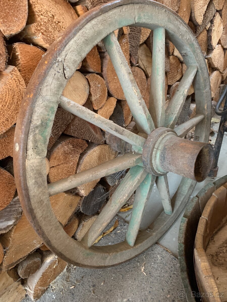 Prodám loukoťová kola