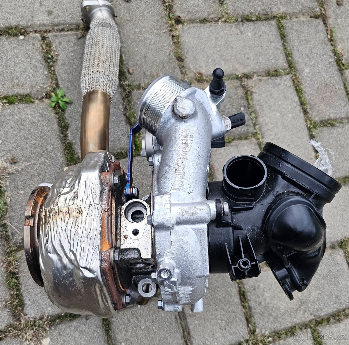 Díly z motoru DPY 210kw