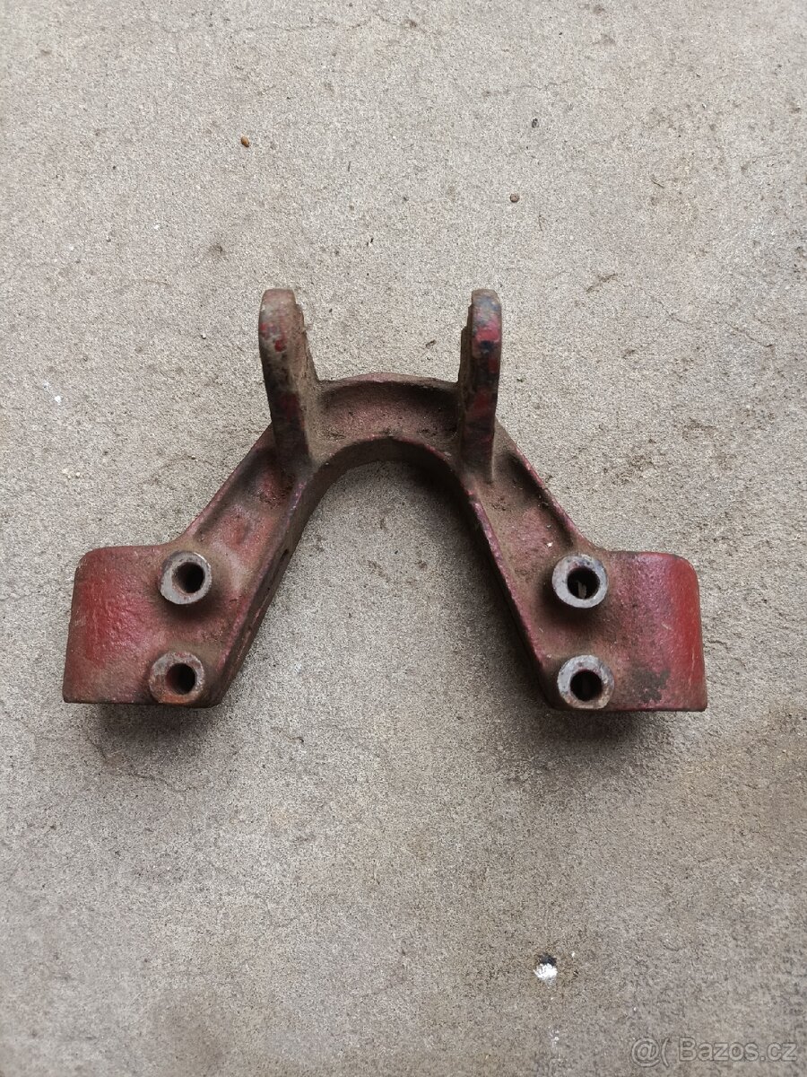 Podkova Jawa pérák